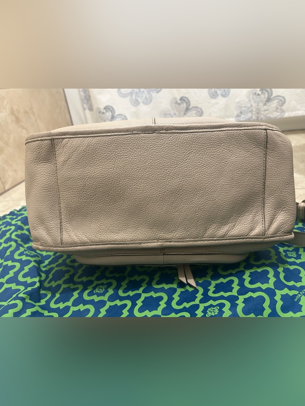 Oryany Sarah Satchel - Picture 5 of 10